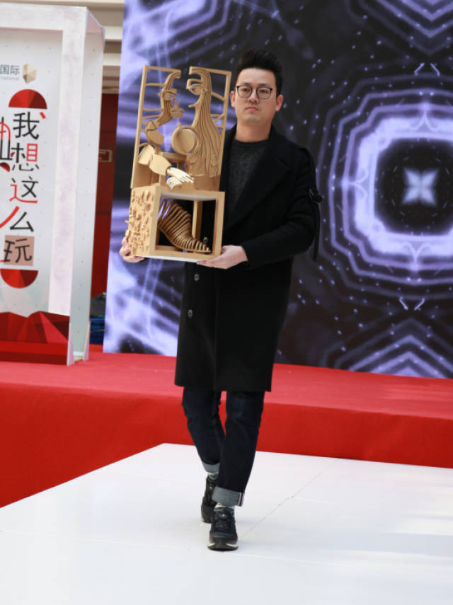 他她品牌部 刘超    滑动查看下一张图片 >> 最后 所有参赛的设计师