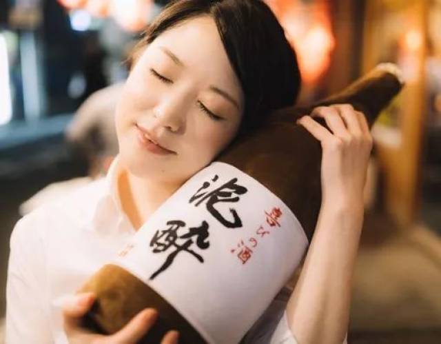 你大概无法想象日本「忘年会」的套路有多深