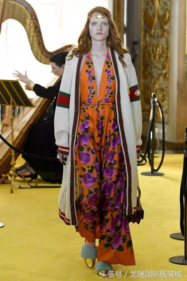 【头条直击】gucci2018春夏女装时装秀