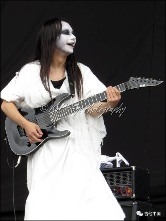 【怀念】babymetal吉他手"小神"藤冈干大的十大吉他瞬间