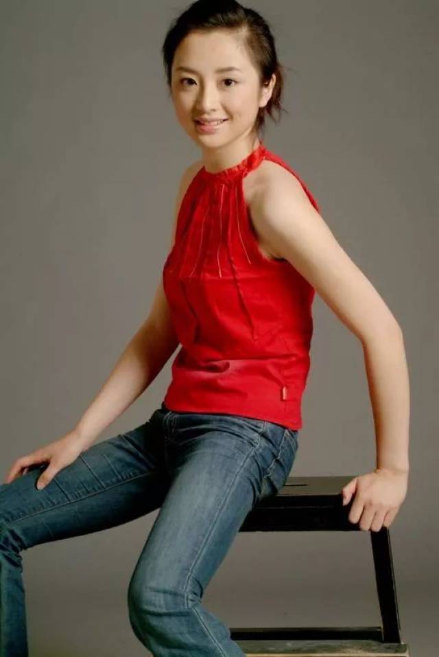 鞠萍姐姐的18岁芳华,还有好多照片你没见过