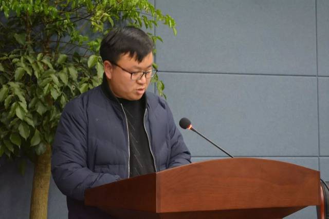 市政工程部经理谢敏杰