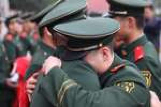 都知道,在老兵退伍之前,都会有一个卸衔仪式,军衔作为军人的终生荣誉