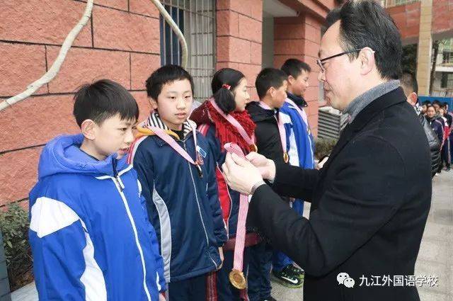 在快乐中学习数学 在数学中享受快乐——九江外国语学校举行第二届"