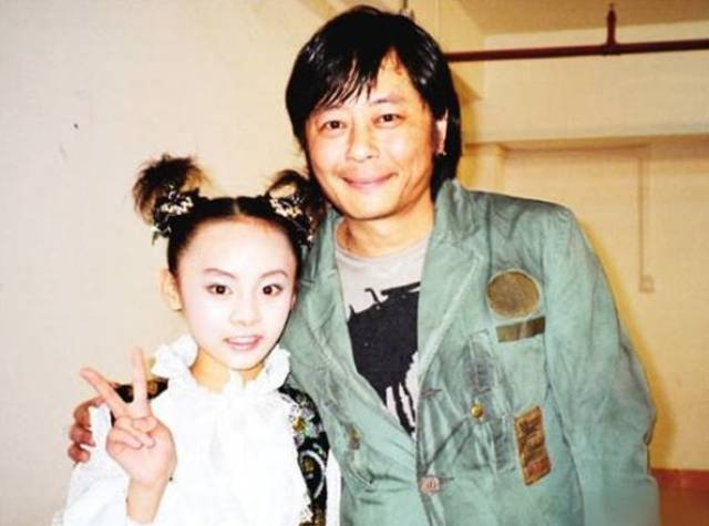 王杰成为单亲爸爸,独自一人抚养女儿,非常辛苦