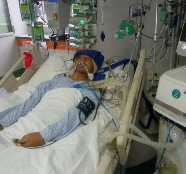 男孩课后班中昏倒,送往医院抢救后身亡,只因父母给的压力太大!