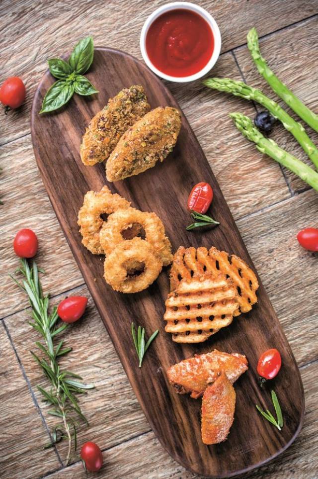 【牛骑士欢乐餐厅】8周年礼惠全城,半价牛排,小吃拼盘免费送