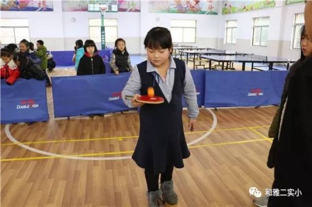 高区二实小举行"颠乒乓球"比赛