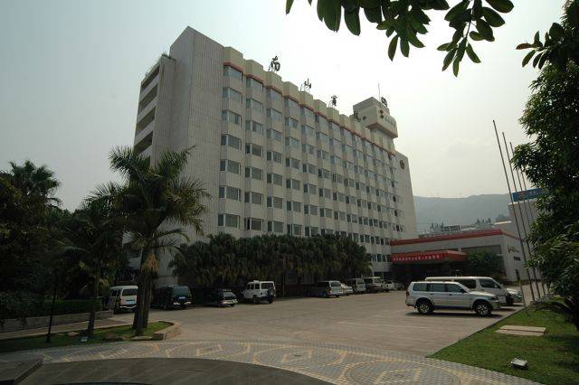 店址:东区临江路63号 电话:0812-3361111 店址:攀枝花市南山南岭路11