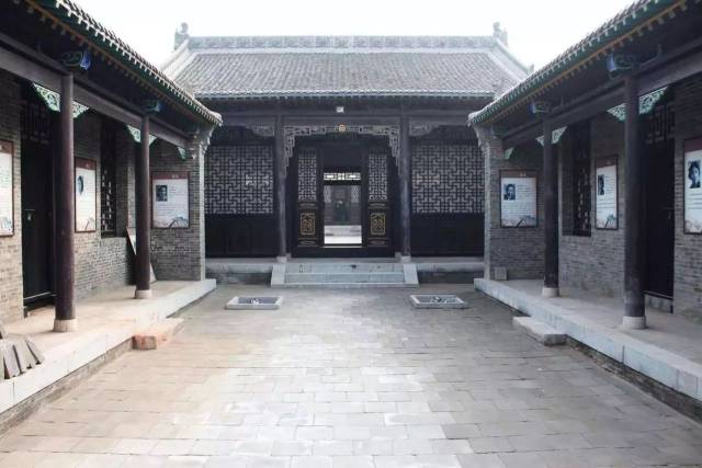 馆)▼(一进院落,清代建筑)▼(正在维修中的二进院落)▼(四合院)▼