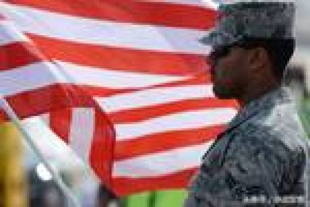 虽然新闻宣称美国联邦政府的核心部门比如白宫,军队等仍会