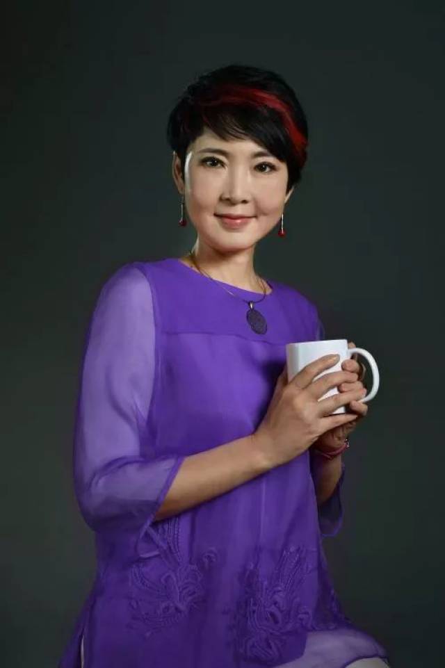 荐读|张德芬:太在乎别人的想法,你就会受苦