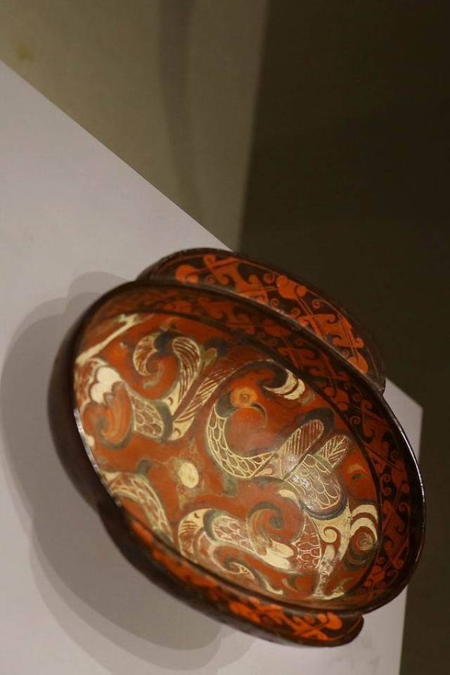 对凤纹漆耳杯,湖北荆州马山1号墓