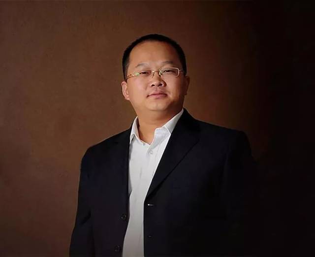 中国乳业俱乐部创始人 雷永军本期讲师自2018年1月1日,中国乳业俱乐部