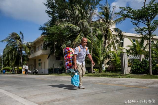 永兴岛上的居民不多,污染很少.