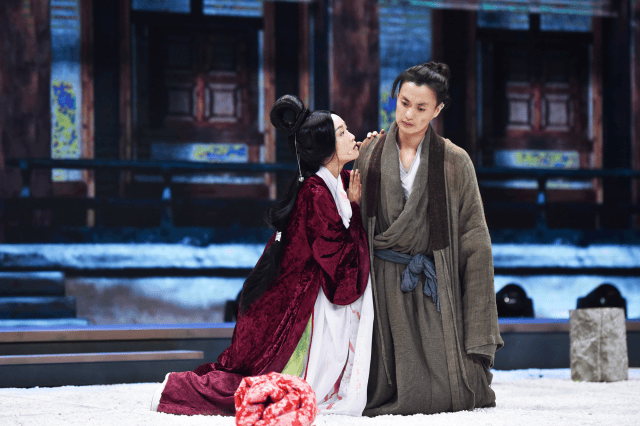 周一围,蓝盈莹《赵氏孤儿》剧照