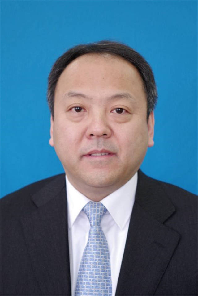 人大常委会主任赵铭主持第一次全体会议,副主任张丽欣,顾福林,贾剑涛