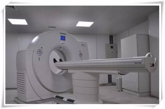 (我院最新引进的德国西门子64排128通道ct)