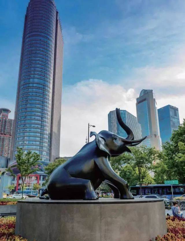 南京新街口风水大战,德基广场力战群雄!