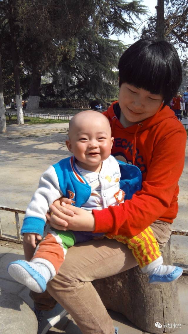 月嫂培训：点亮母婴健康的明灯