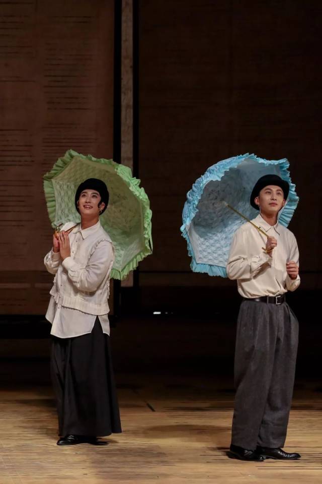 开票5折购丨老舍作品·方旭主演话剧《二马》