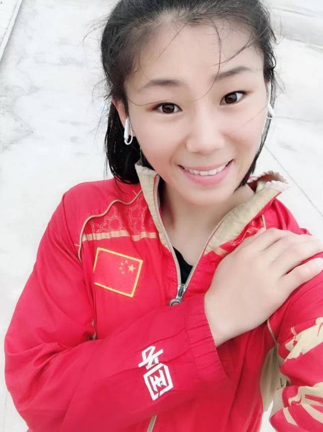 蔡宗菊获外媒盛赞气质不逊冉莹颖,成中国拳击新领军人物