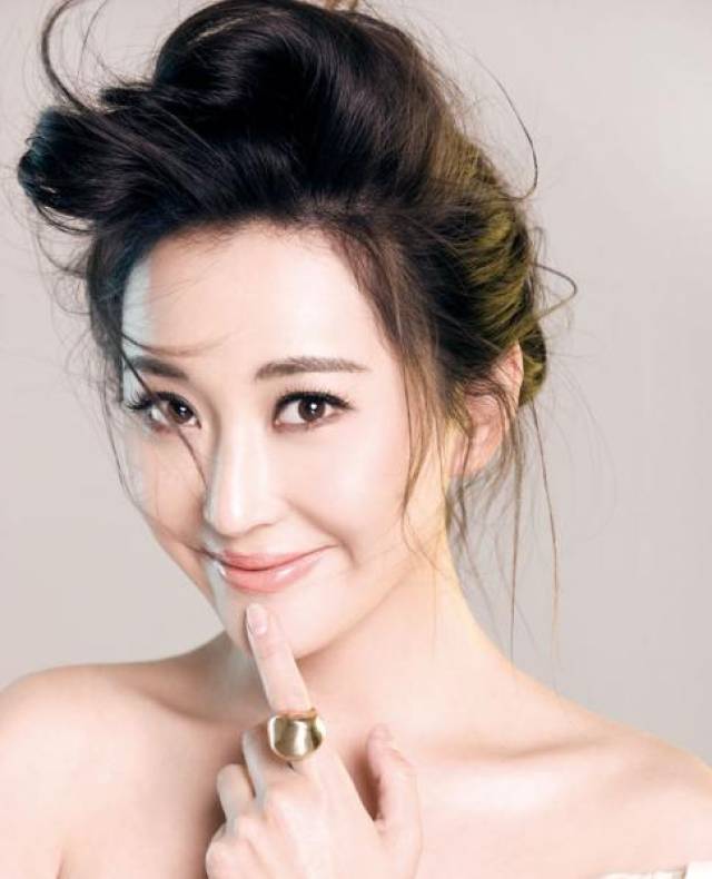 严屹宽老婆杜若溪怀孕晒孩子b超 深扒天涯四美严宽为什么不红