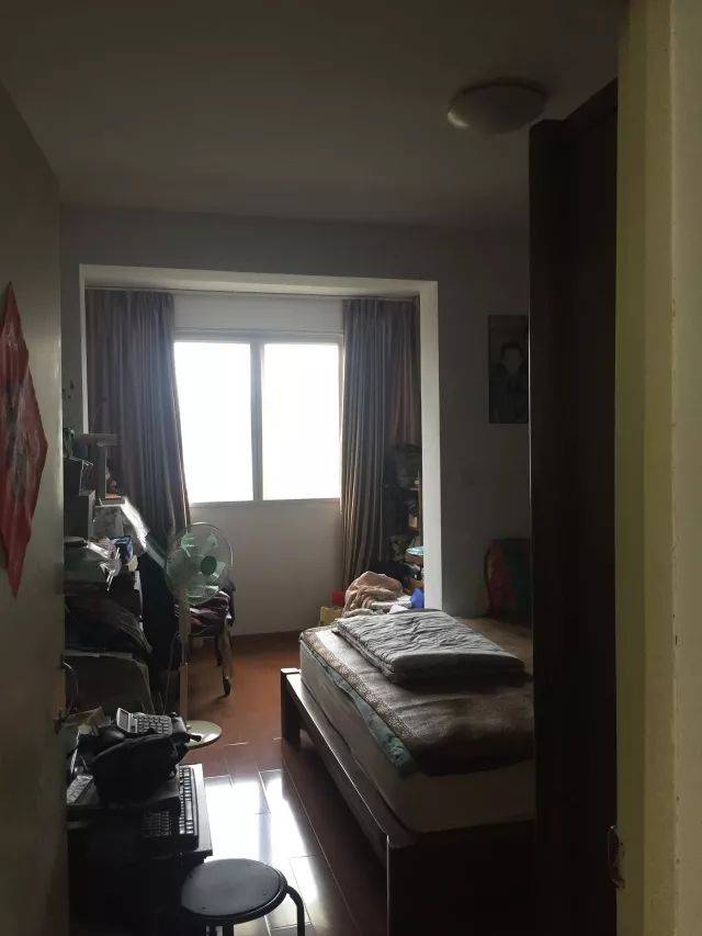 老房现场直击 | 收纳不足,家里东西堆得乱七八糟怎么办?