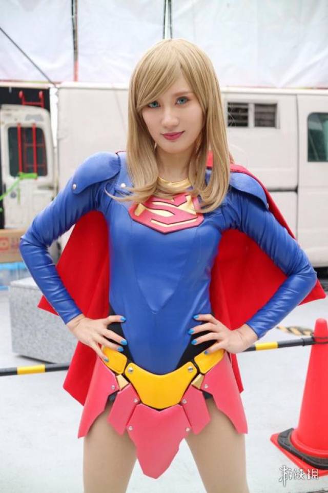 小岛本人为大家分享了这2张照片,亚洲面孔的静静coser果然符合亚洲人