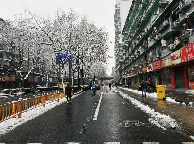 雪后的上城,道路竟如此干净,通畅!真相在此