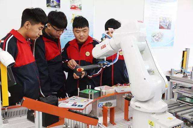 沧州工贸学校2018年春季招生简章