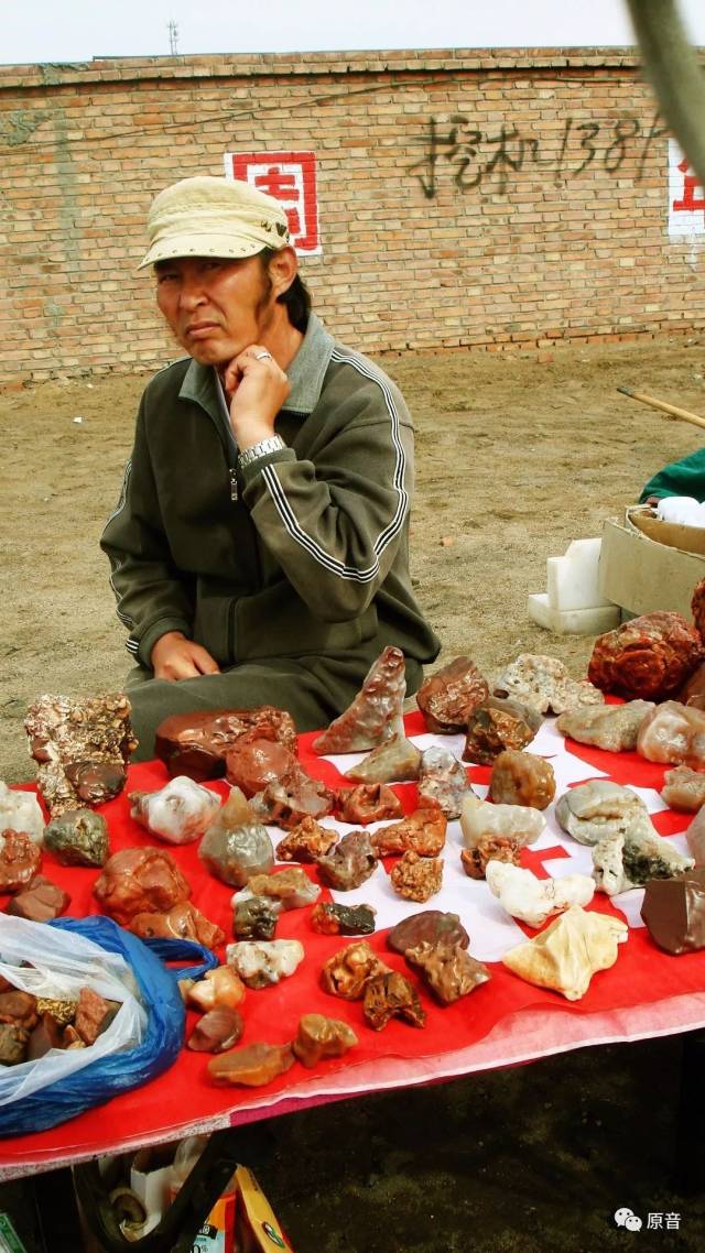 旧照今观内蒙古阿左旗的这个奇石市场还在吗