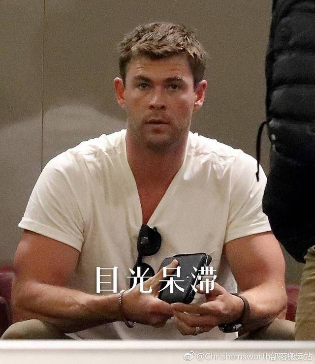 被复联3预告片虐惨?来份复联1片尾彩蛋里的阿