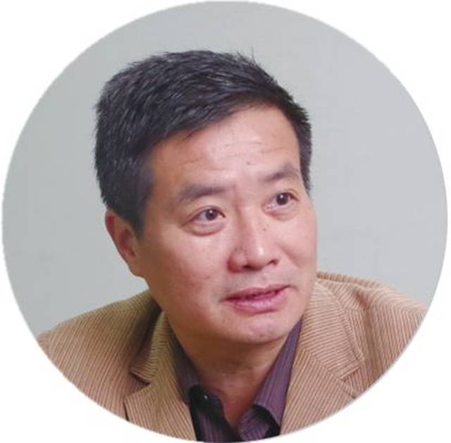 【省两会报道】我省民进政协委员参加分组讨论
