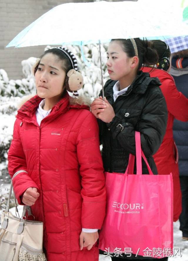 雪中艺考美丽又"冻"人