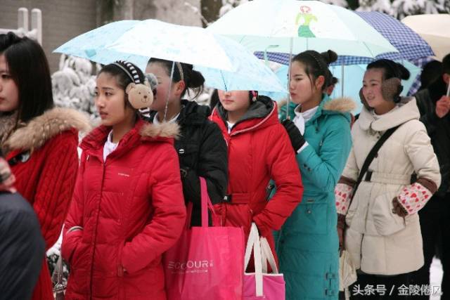 雪中艺考美丽又"冻"人