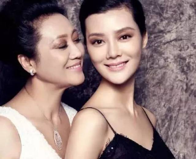 王丽云与女儿车晓