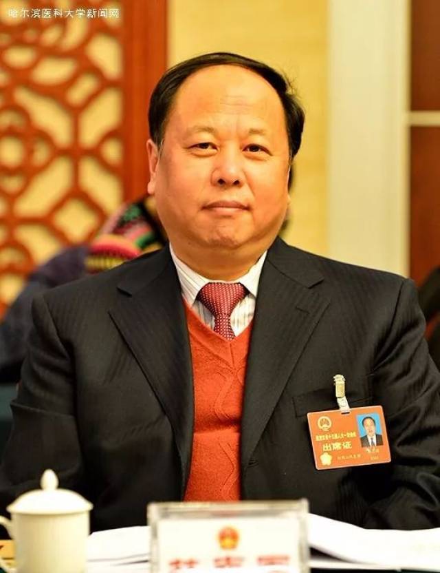 【现场】哈医大人在两会