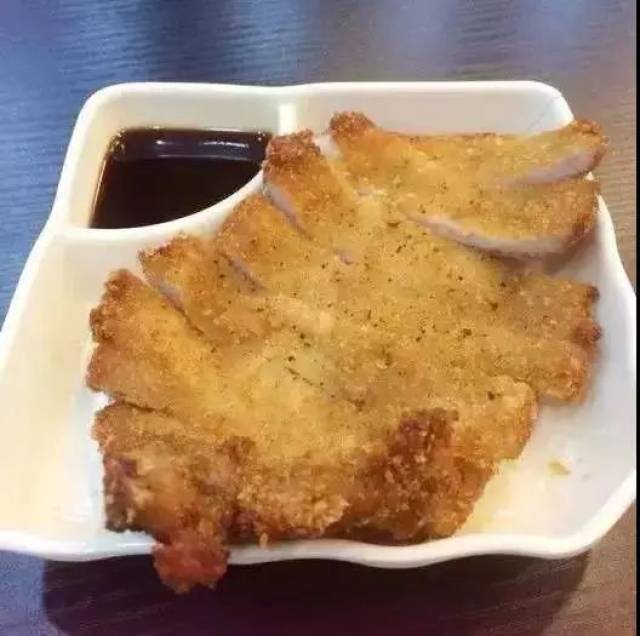 庙前街的 「枫泾烧卖」