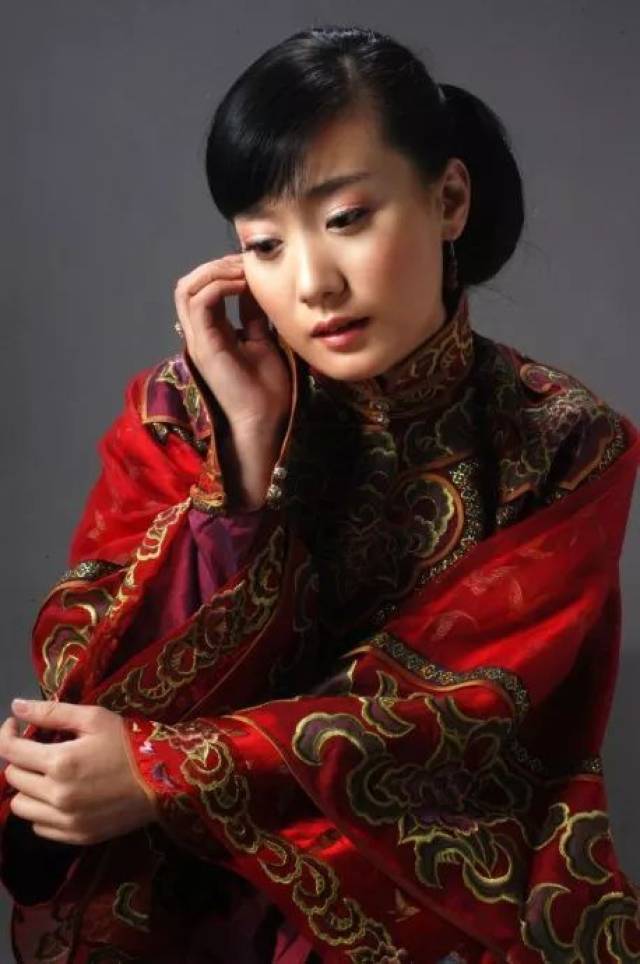 穿旗袍看明星之谭晶