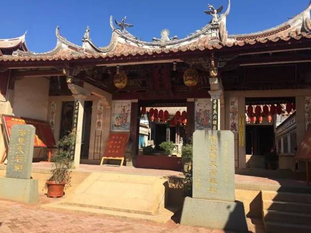 林美媛告诉我们如今,这座建筑面积六百多平米的天后祖祠,没有大门