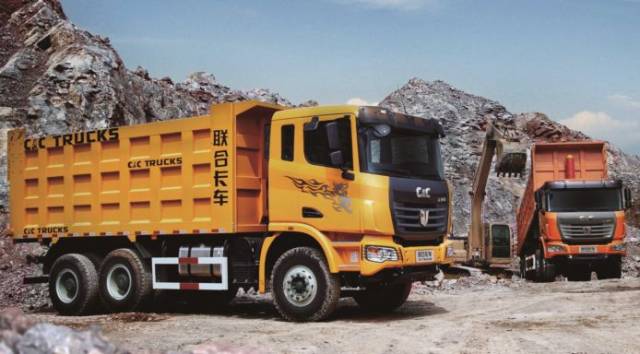 最大马力达480 联合卡车大马力工程自卸车亮相