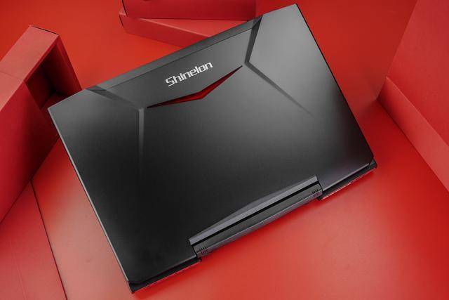 赏心悦目也很重要 炫龙t50真ips技术加持的游戏本_手机搜狐网