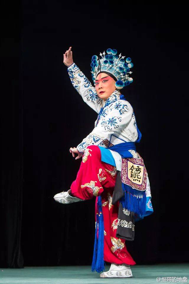 恶虎村,一出内心戏满满的短打武戏丨"大王"奚中路领衔演绎