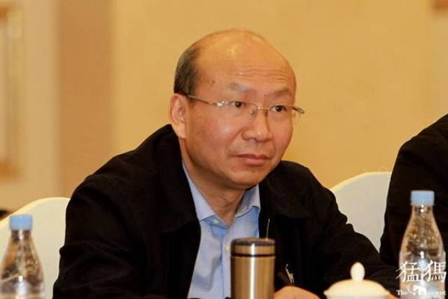 耿明斋(左),程冠昌(右上), 汪基德(右下)