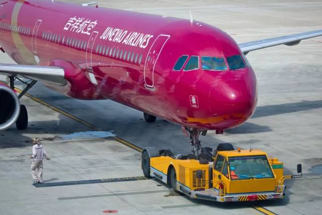 a家 | 8000架交付的同时,飞得最远的窄体机起飞了