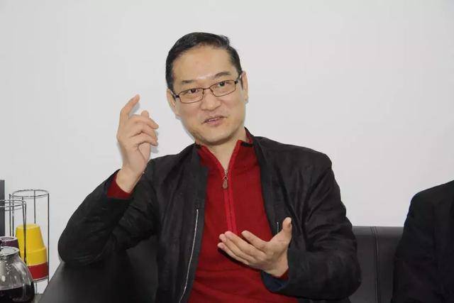 岳阳商会执行会长肖波,吴勇拜访顺丰集团副总裁危平