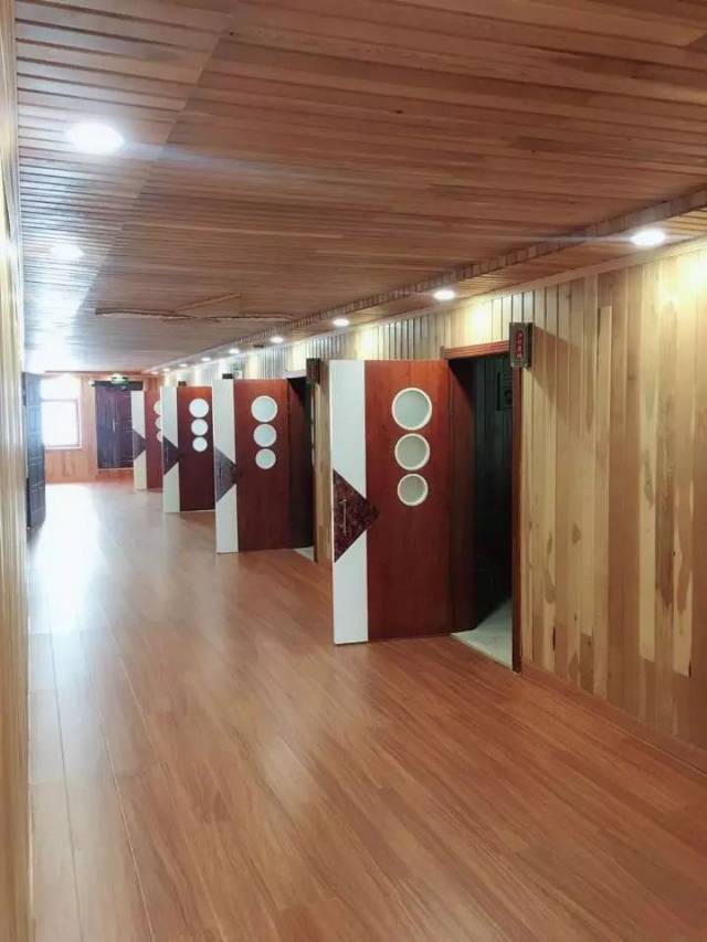 【广告】八五九农场鹊桥冬钓馆