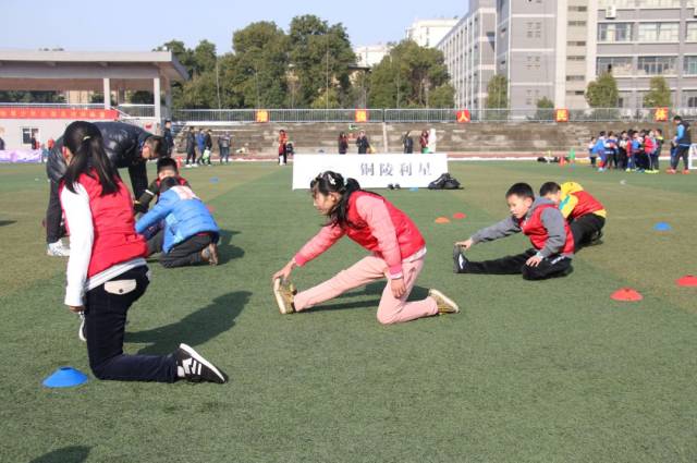 2018辽邦体育·利星奔驰青少年公益足球训练