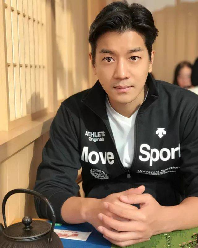 五亿驸马这样"讨好"岳父.